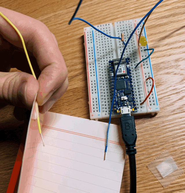 Opening my notebook now changes the LED’s status
